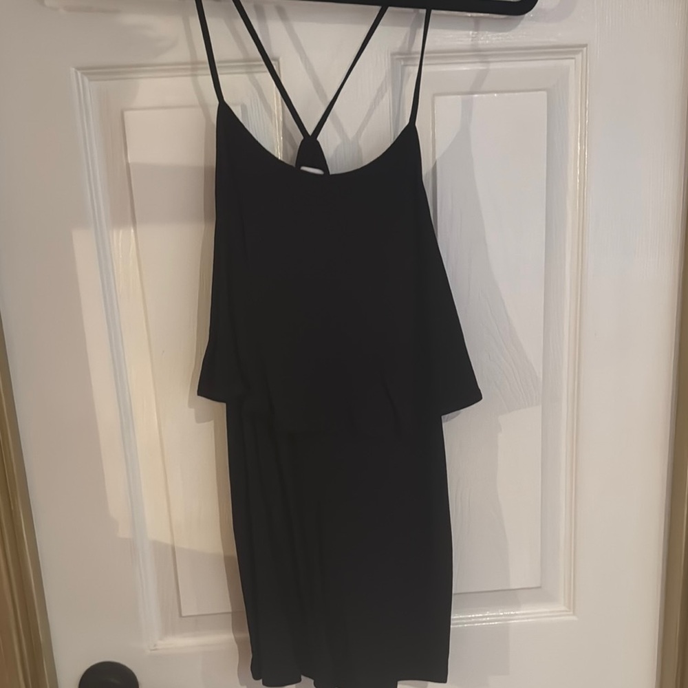 Old Navy Black Strappy layered tank top